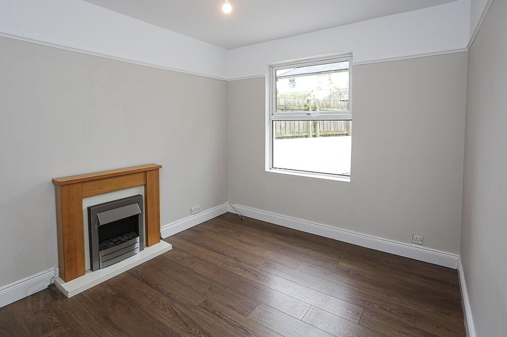 Photo 12 of 23 Willowholme Drive, Belfast