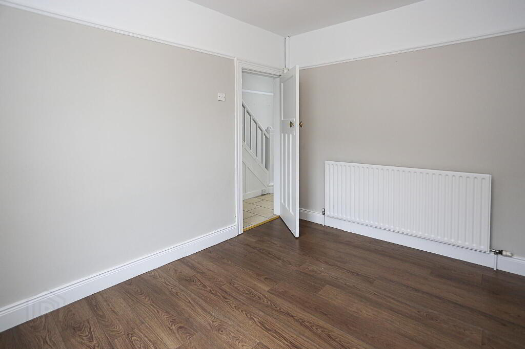 Photo 14 of 23 Willowholme Drive, Belfast