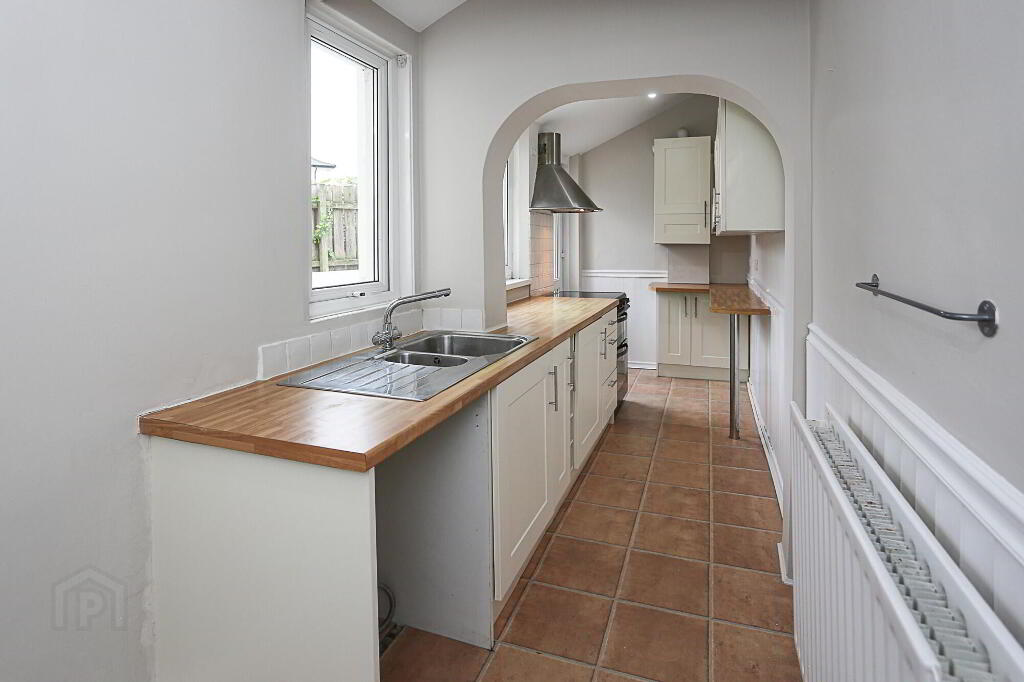 Photo 15 of 23 Willowholme Drive, Belfast