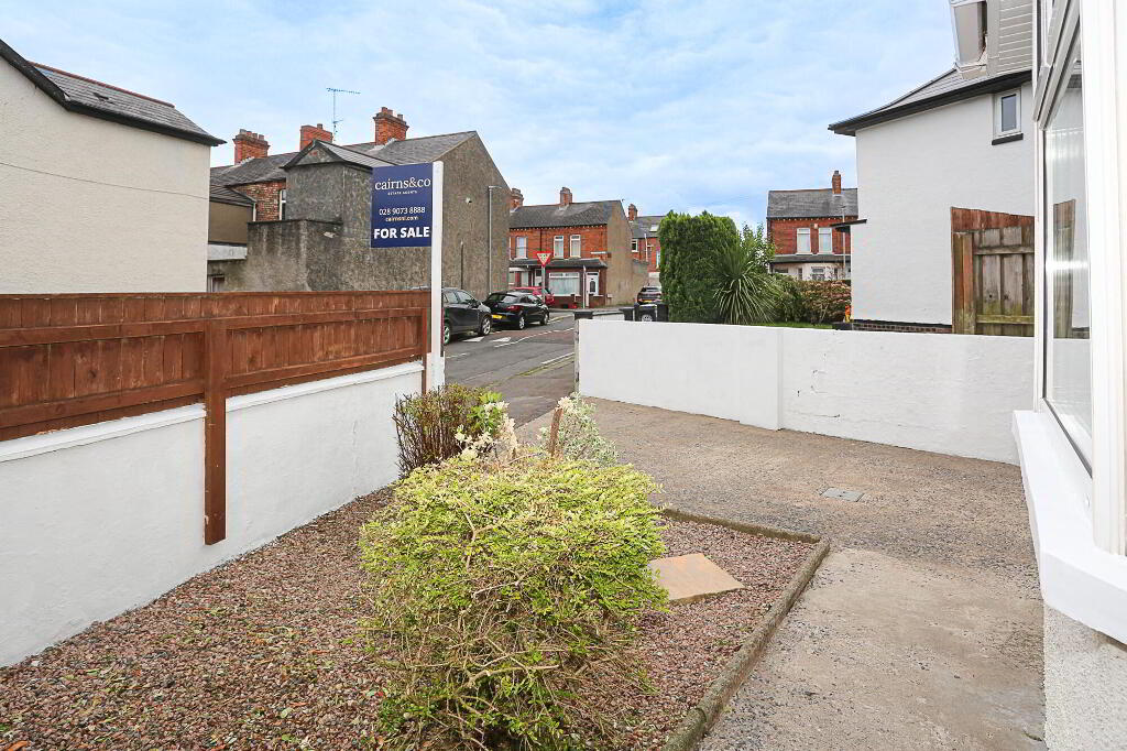 Photo 38 of 23 Willowholme Drive, Belfast
