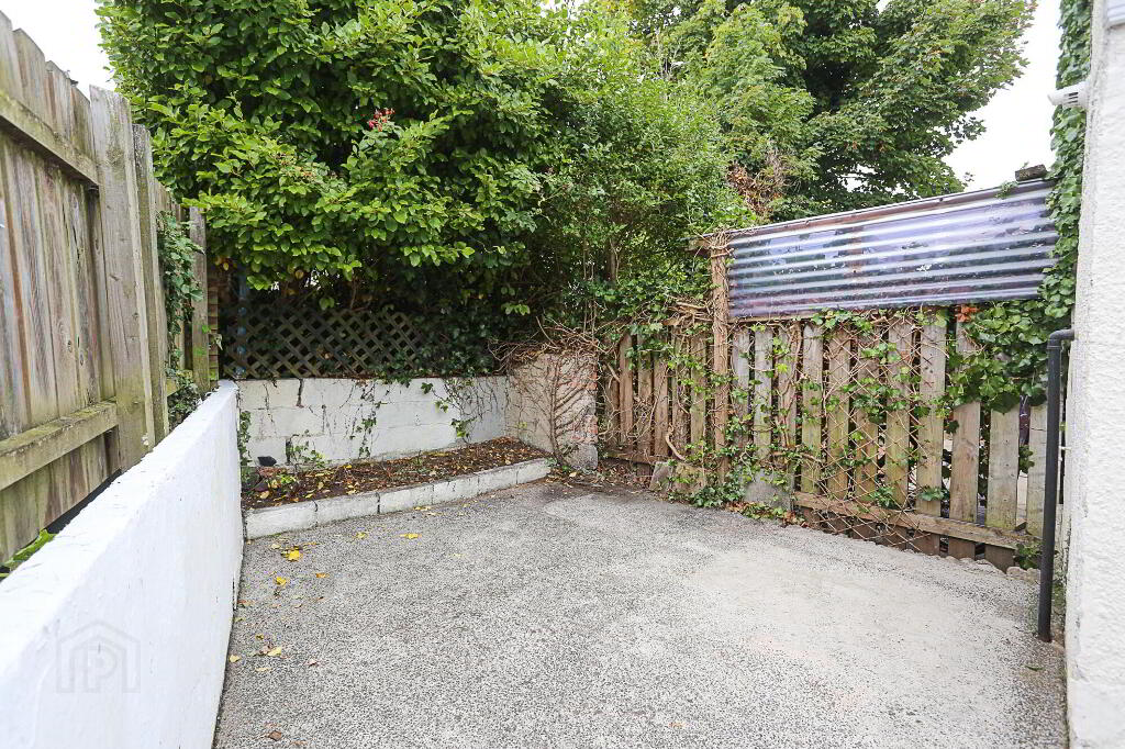 Photo 41 of 23 Willowholme Drive, Belfast