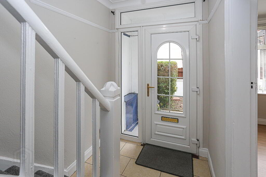 Photo 5 of 23 Willowholme Drive, Belfast