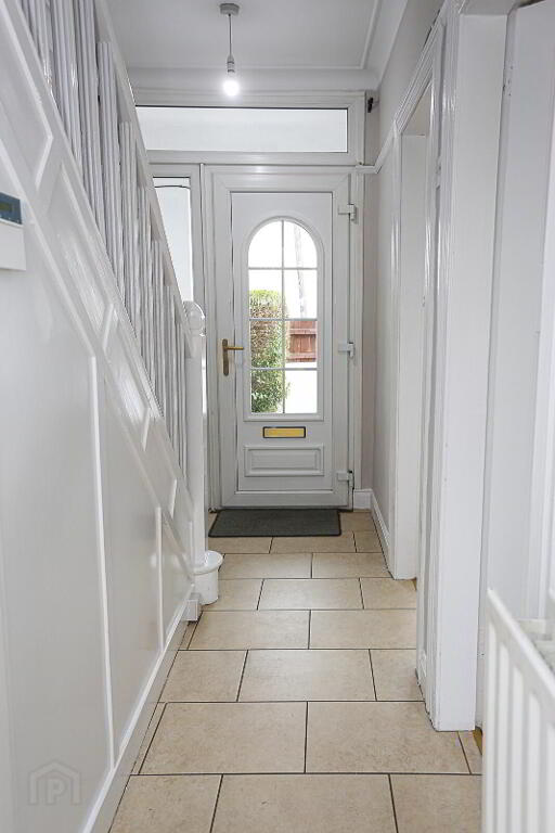 Photo 6 of 23 Willowholme Drive, Belfast