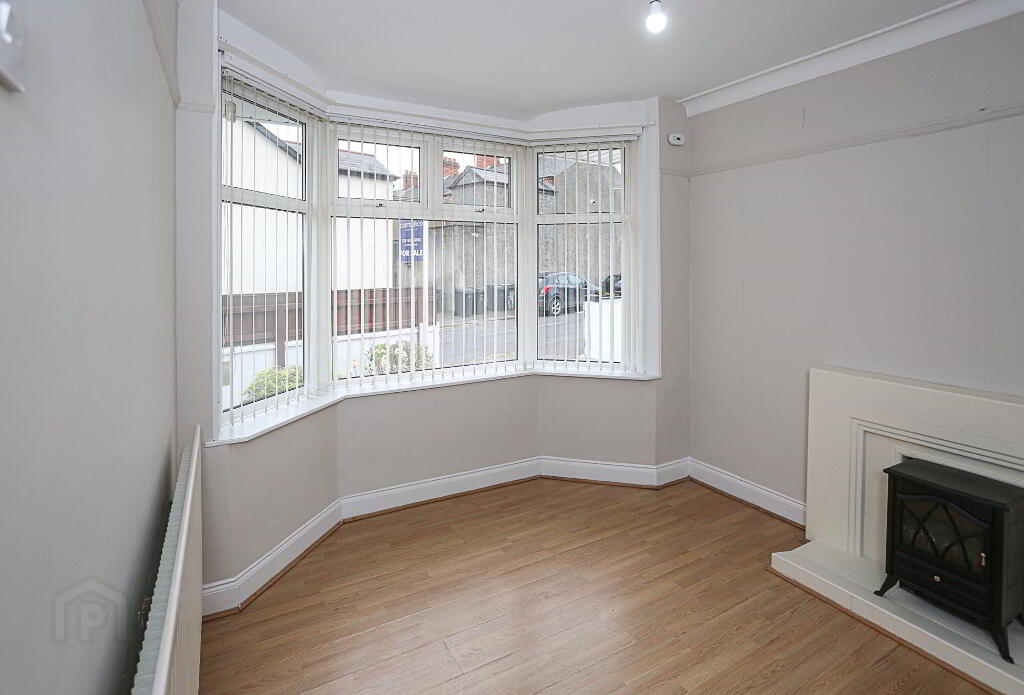 Photo 7 of 23 Willowholme Drive, Belfast