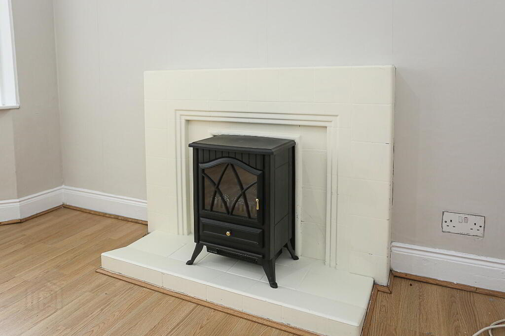 Photo 11 of 23 Willowholme Drive, Belfast