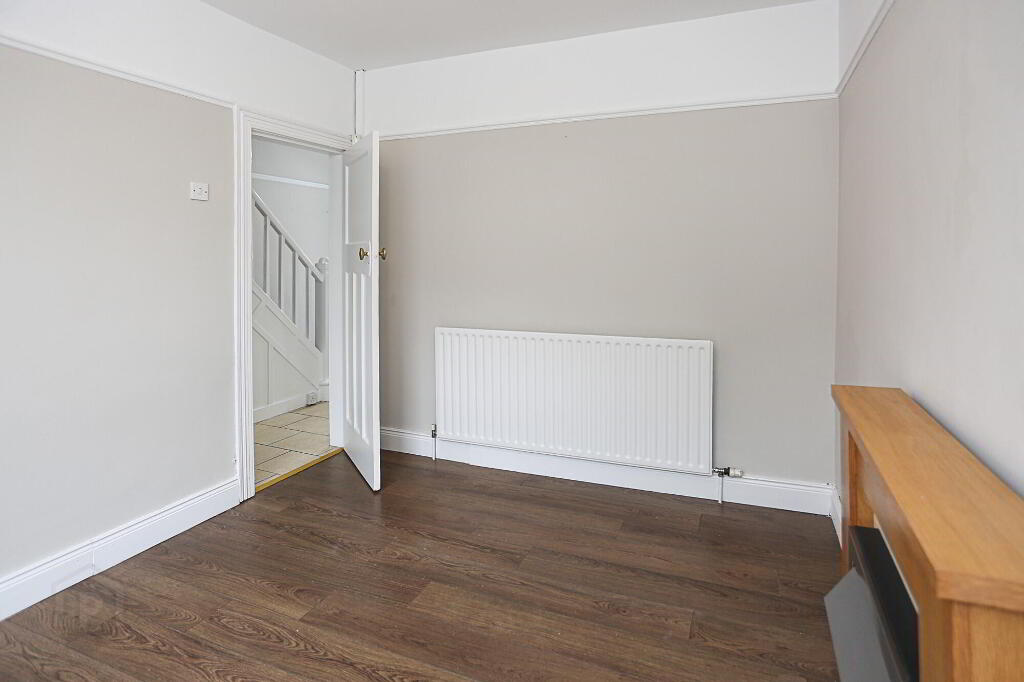 Photo 13 of 23 Willowholme Drive, Belfast