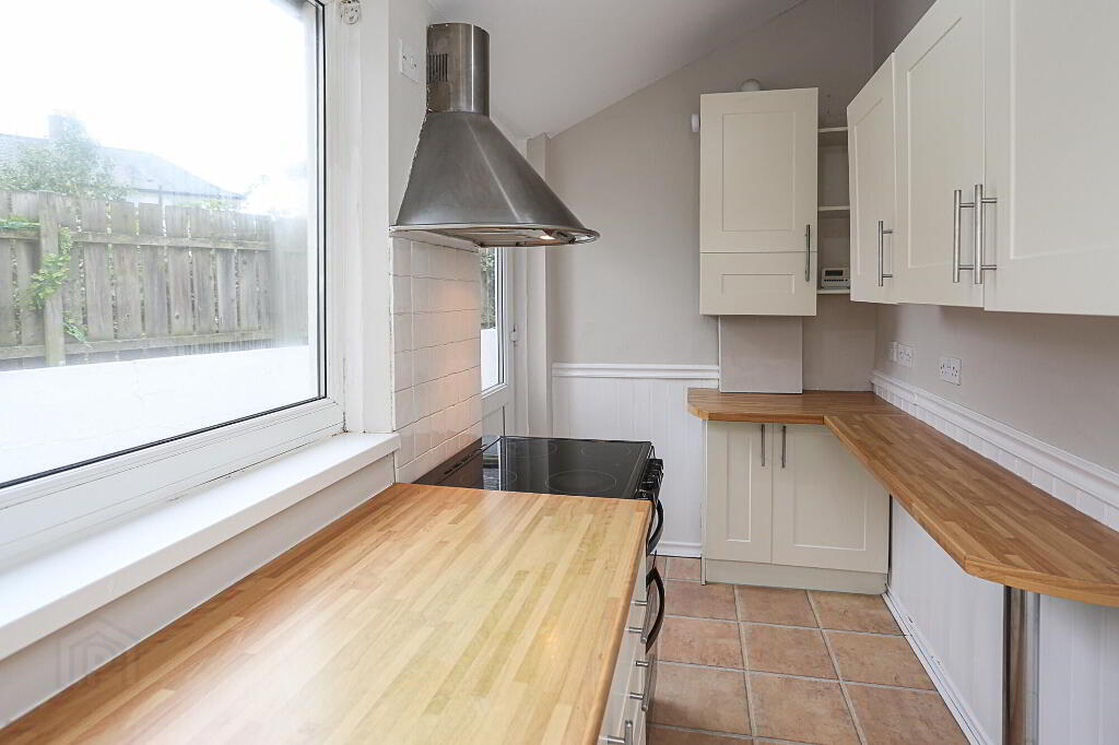 Photo 17 of 23 Willowholme Drive, Belfast