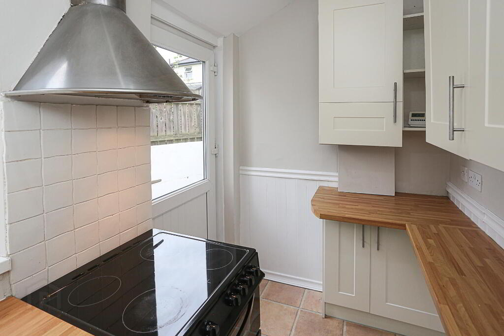 Photo 21 of 23 Willowholme Drive, Belfast