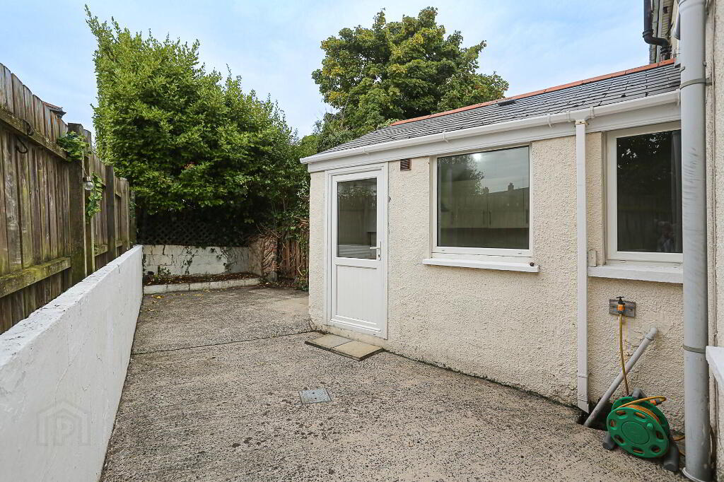 Photo 40 of 23 Willowholme Drive, Belfast