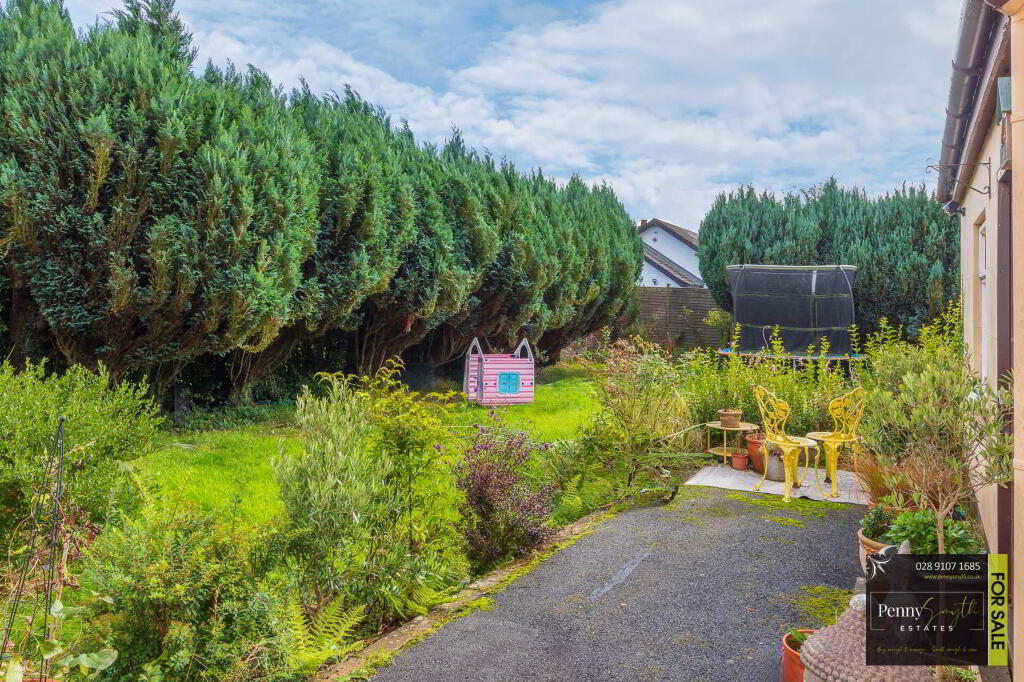 Photo 31 of 19 Osborne Park, Bangor