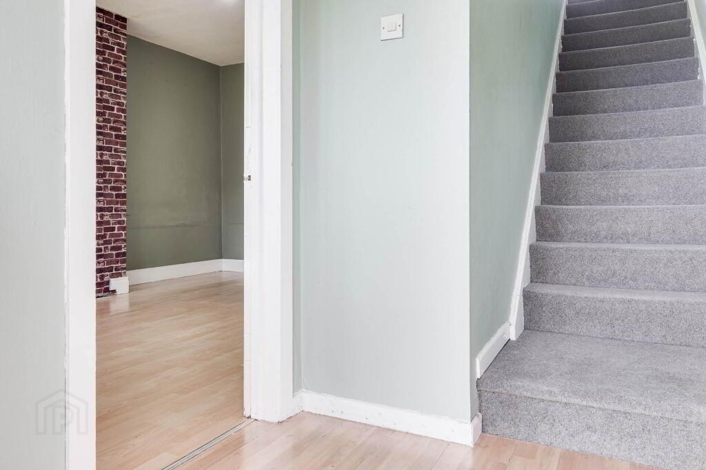 Photo 3 of 13 Lisadell Drive, Bangor