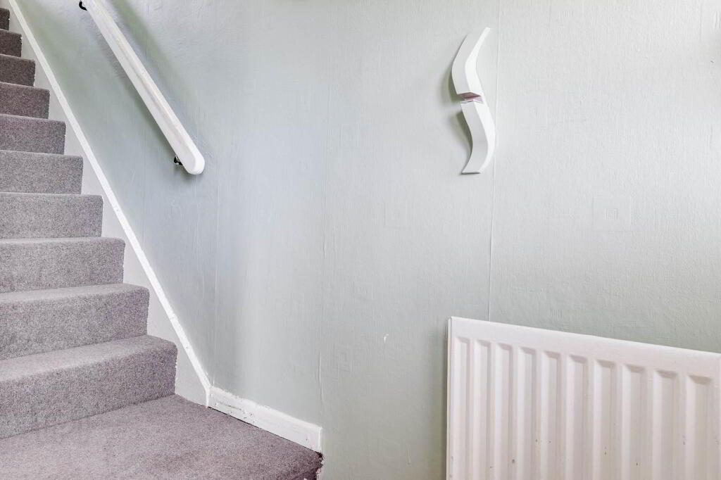 Photo 4 of 13 Lisadell Drive, Bangor