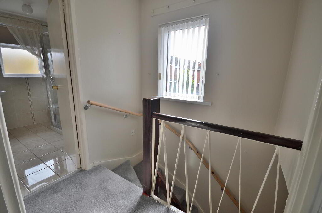 Photo 8 of 10 Manor Crescent, Bangor