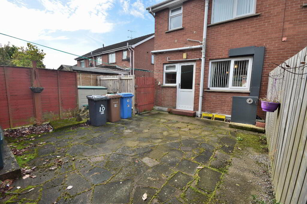 Photo 15 of 10 Manor Crescent, Bangor