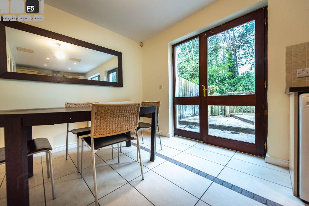 F5 Property - 19 Redwood Dale-3970