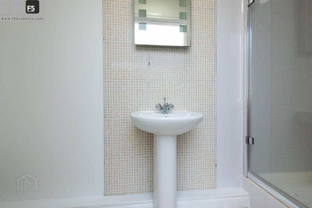 F5 Property - 19 Redwood Dale-3984