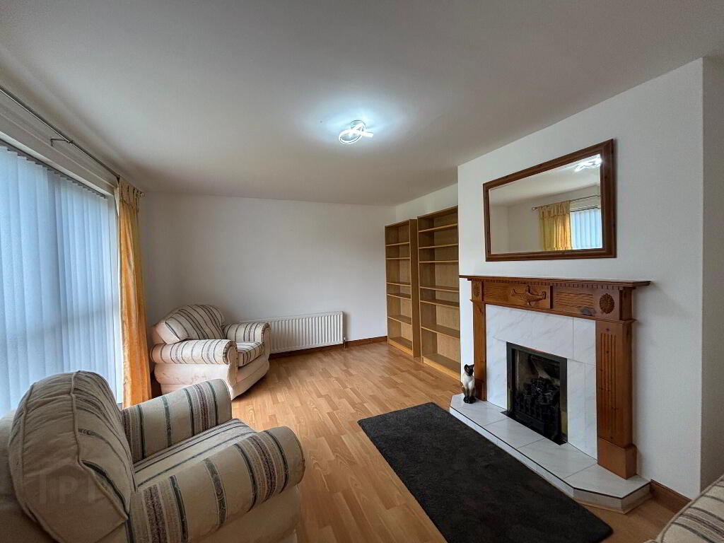 Photo 3 of 62 Laurelgrove Dale, Belfast