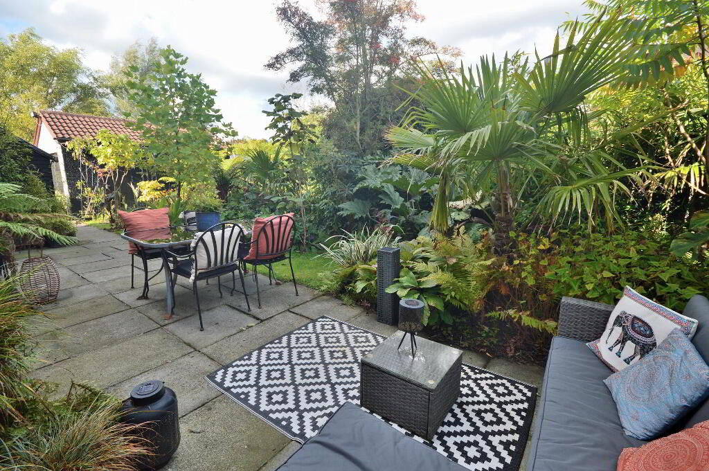 Photo 24 of 24 Tadworth, Bangor