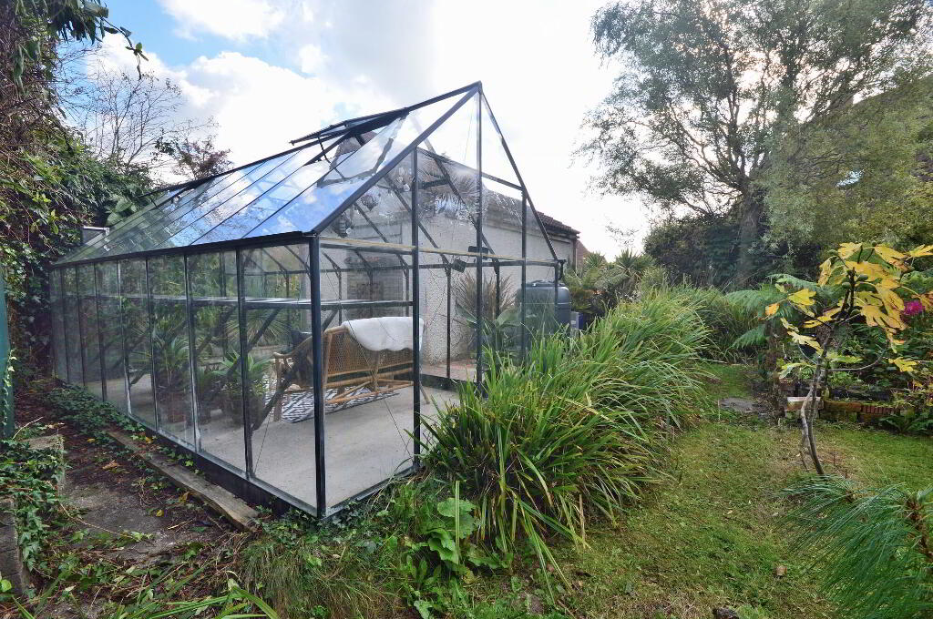 Photo 31 of 24 Tadworth, Bangor