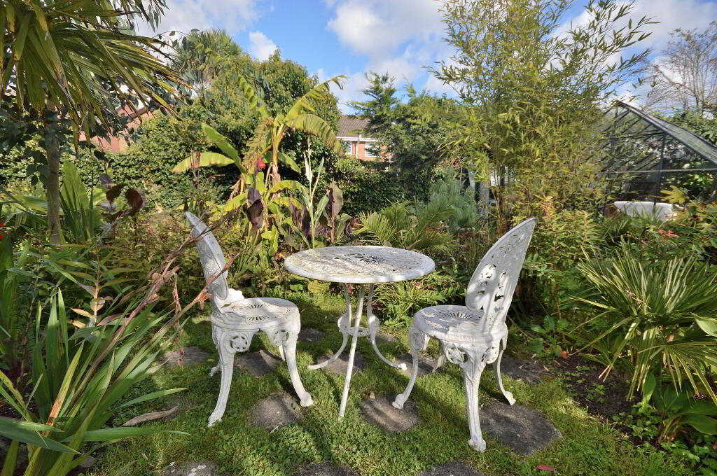 Photo 33 of 24 Tadworth, Bangor