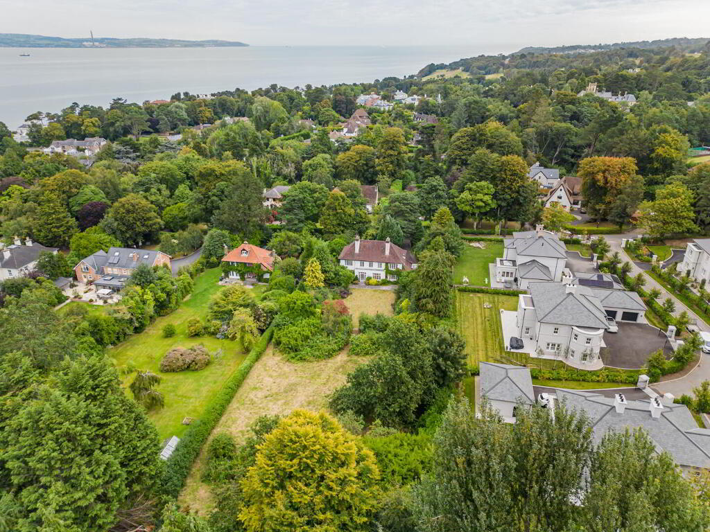 Woodleigh, 22 Glen Road, Holywood, BT18 0HB
