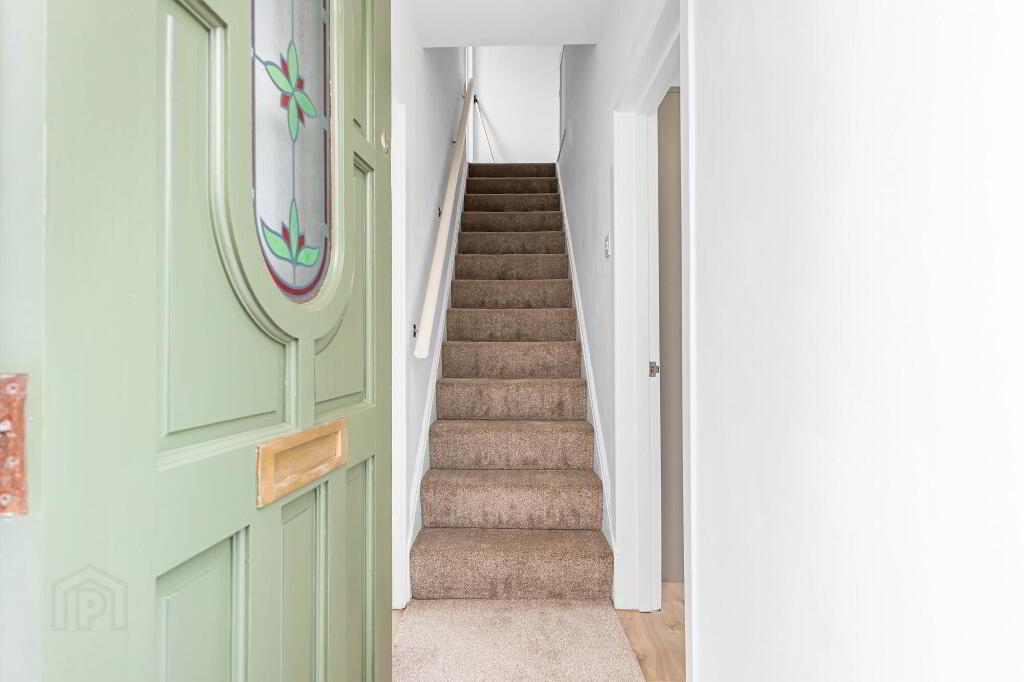 Photo 2 of 132 Joanmount Gardens, Belfast