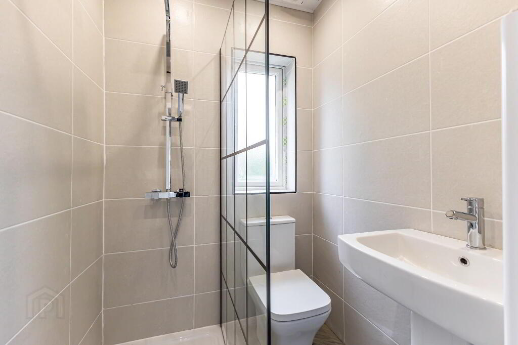 Photo 15 of 132 Joanmount Gardens, Belfast