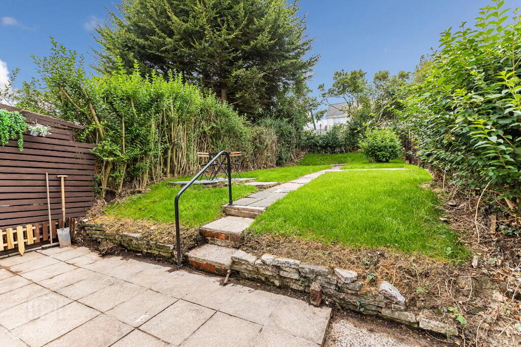 Photo 17 of 132 Joanmount Gardens, Belfast