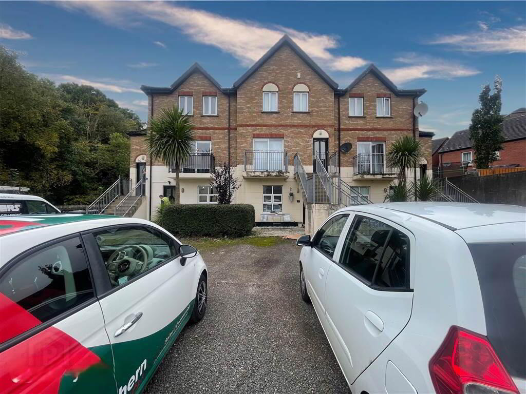 38 Larkspur Rise, Belfast