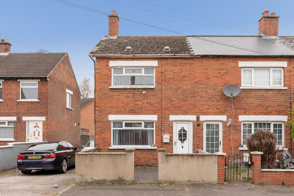 Photo 1 of 9 Glenhoy Drive, Belfast