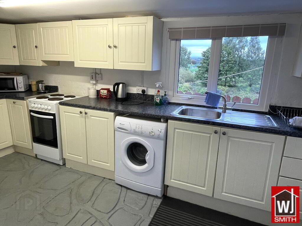 Photo 15 of 1 Hallow Road, Newtownstewart