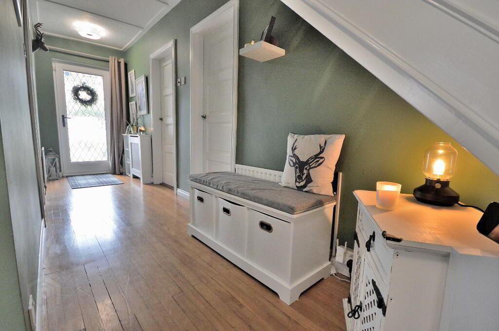 Photo 5 of 50 Silverstream Avenue, Bangor