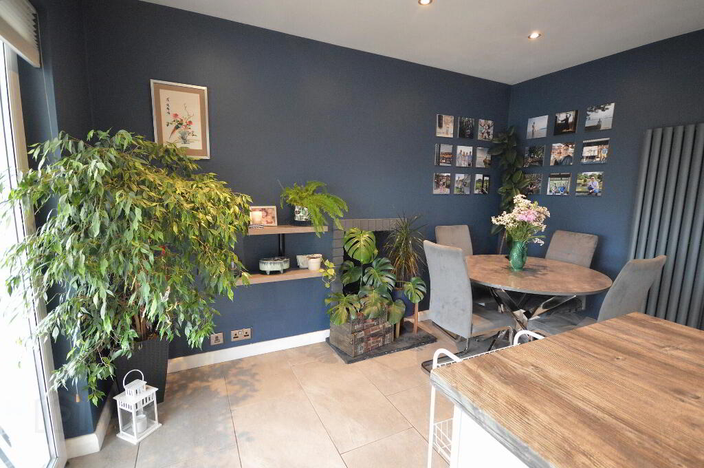 Photo 12 of 50 Silverstream Avenue, Bangor