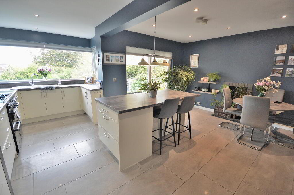 Photo 8 of 50 Silverstream Avenue, Bangor