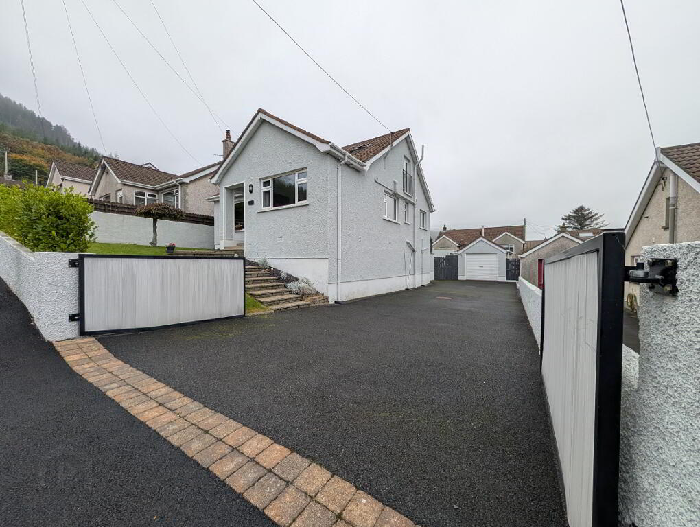 Photo 1 of 13 Sunningdale Park, Newcastle