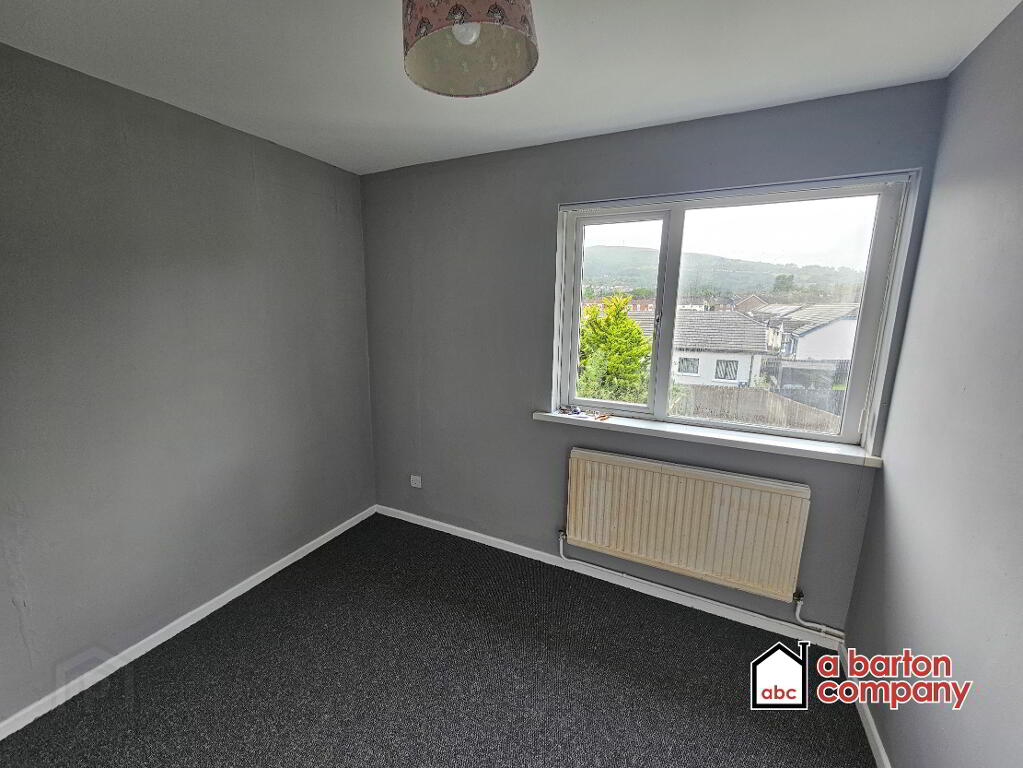 Photo 7 of 52 Carnreagh Bend, Rathcoole, Newtownabbey