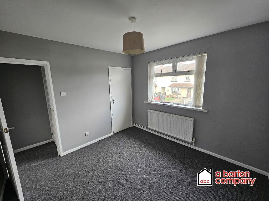 Photo 6 of 52 Carnreagh Bend, Rathcoole, Newtownabbey