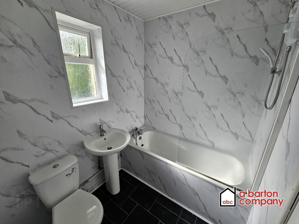 Photo 8 of 52 Carnreagh Bend, Rathcoole, Newtownabbey