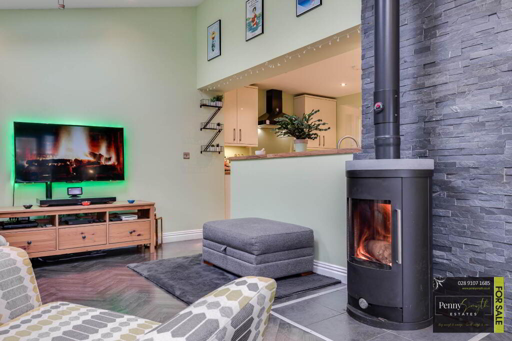 Photo 14 of 1 Albany Avenue, Bangor