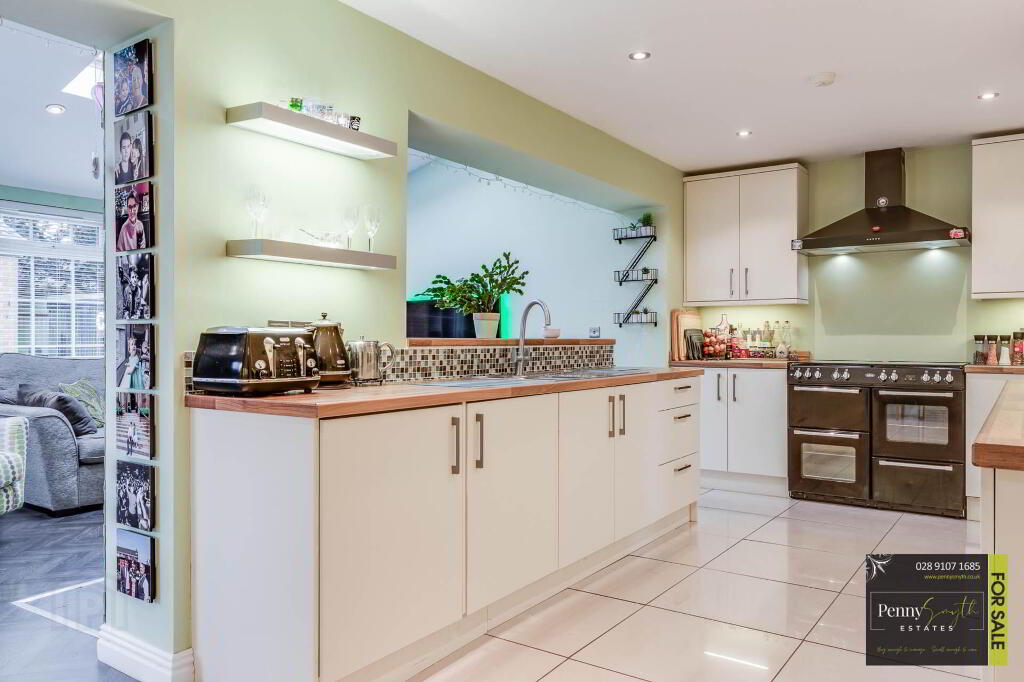 Photo 19 of 1 Albany Avenue, Bangor