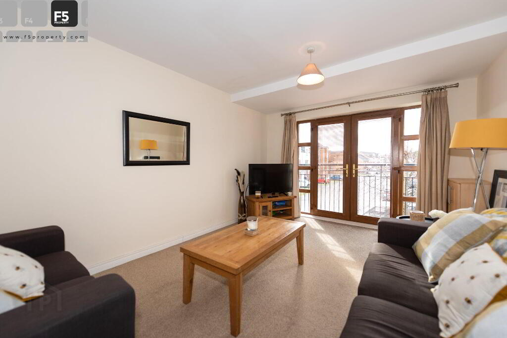 8 Sequoia Bldg - Lounge