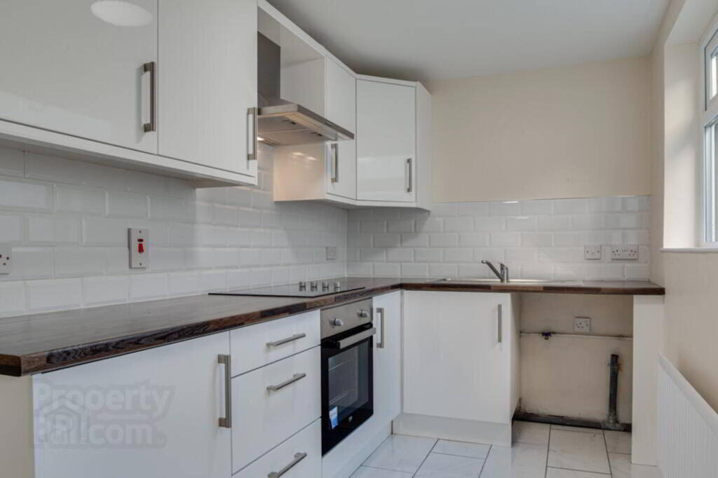 Photo 9 of 60 Rockview Street, Belfast