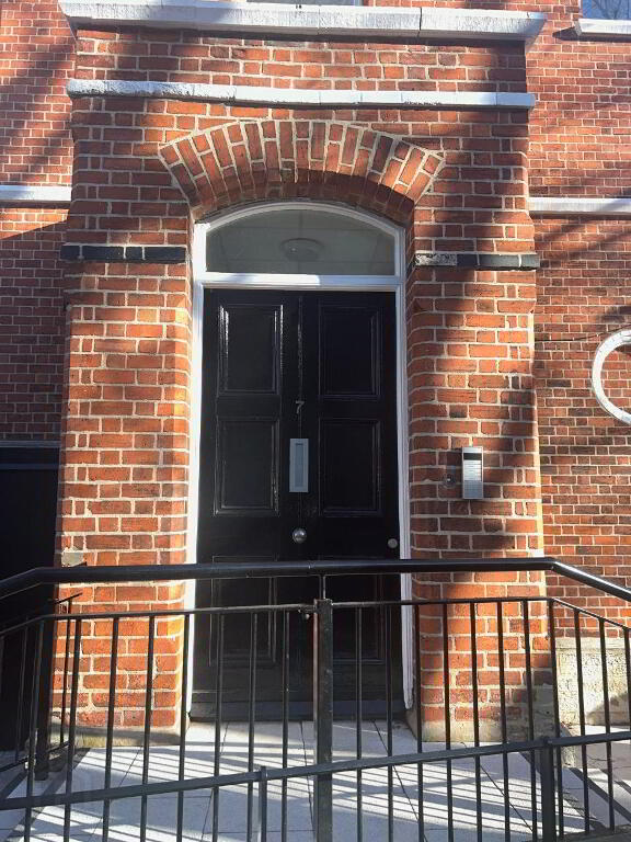 Photo 1 of Unit 5, 7 Elmwood Avenue, Lisburn Road, Belfast