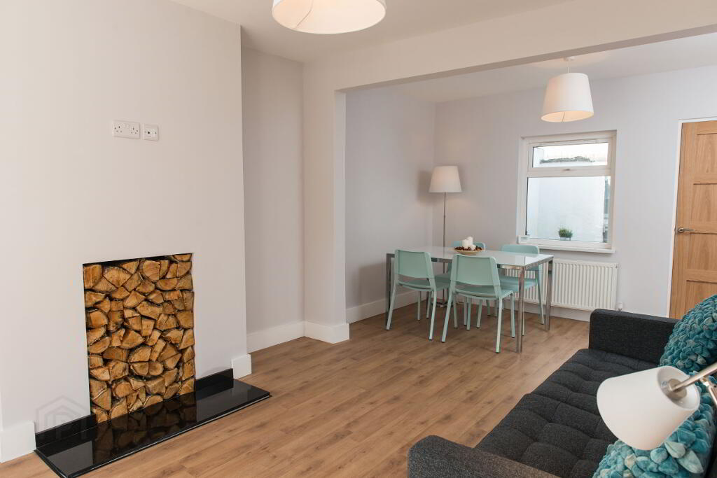 Photo 3 of 34 Avoniel Parade, Belfast