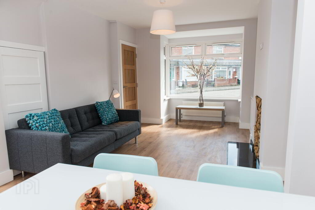 Photo 4 of 34 Avoniel Parade, Belfast