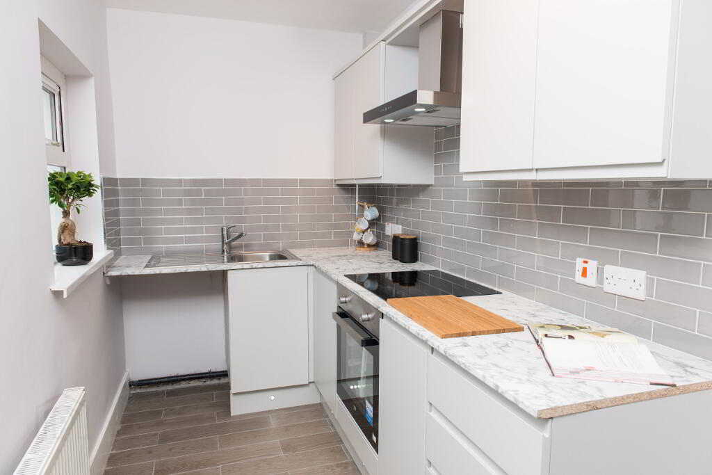 Photo 9 of 34 Avoniel Parade, Belfast