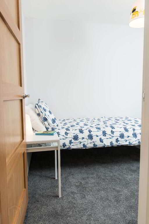 Photo 26 of 34 Avoniel Parade, Belfast