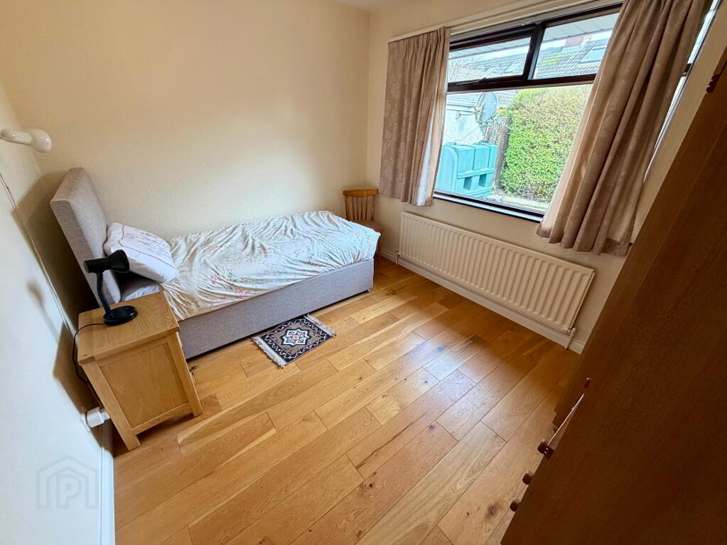 Photo 7 of 4 Rossdowney Drive, Lisnagelvin, L'Derry