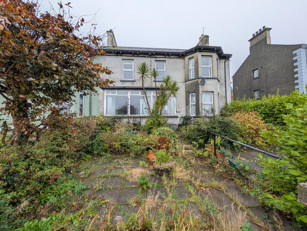 Photo 3 of 53 South Promenade, Newcastle