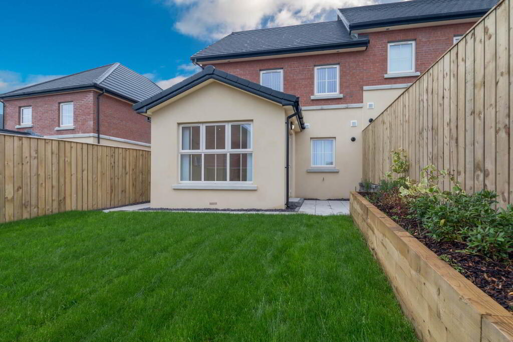 Photo 41 of 65 Lynn Hall Park, Bangor